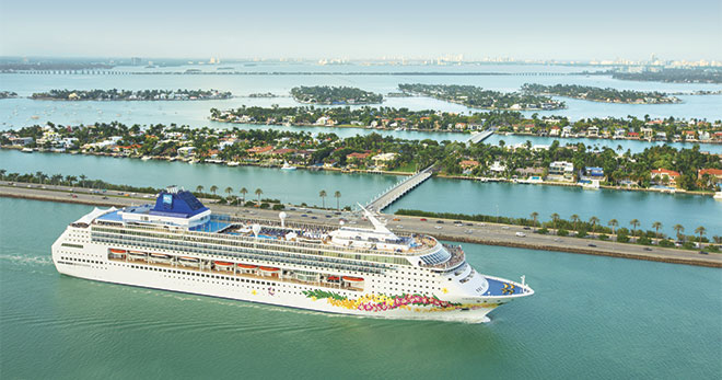 Norwegian Sky, NCL. SoloCruceros.co