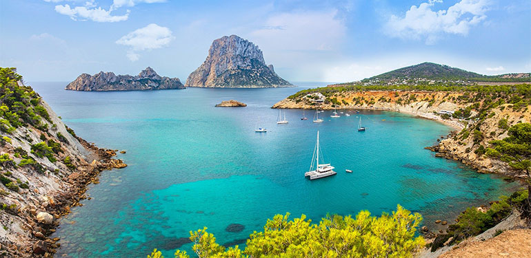 Cruceros desde España al mejor precio, Ibiza. SoloCruceros.com