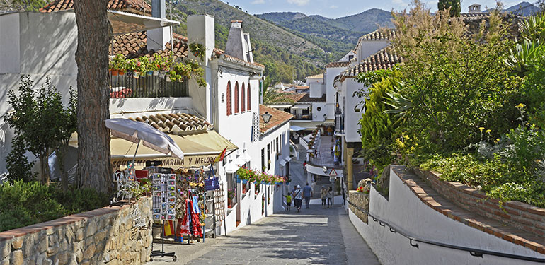 Cruceros desde Málaga al mejor precio, Mijas. SoloCruceros.com