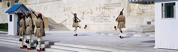 Cambio de guardia presidencial, Parlamento de Atenas. SoloCruceros.com